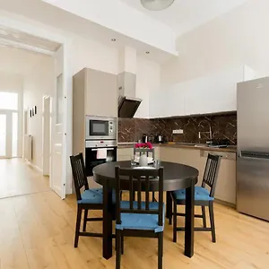  Apartament Kresz Geza 29 Westend Station 2 Bedrooms+living Ac Węgry