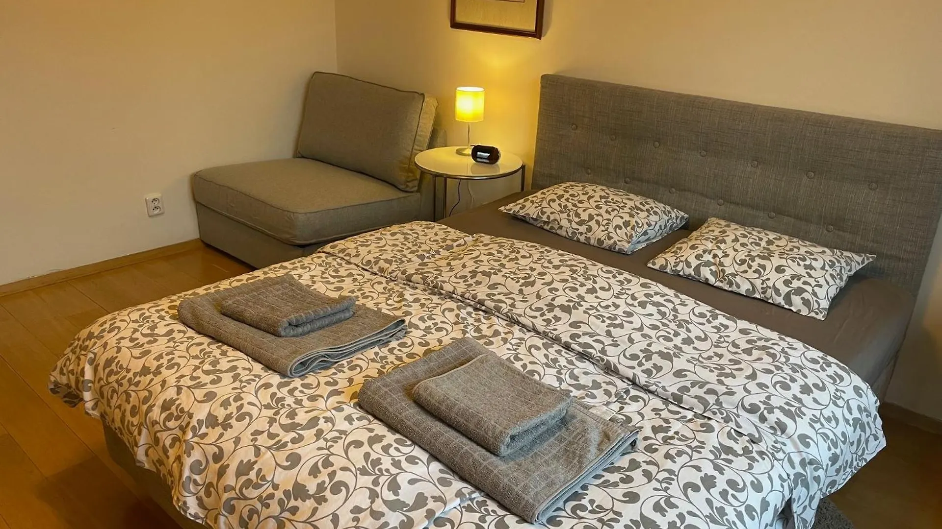 Apartment Kosatcova Prag